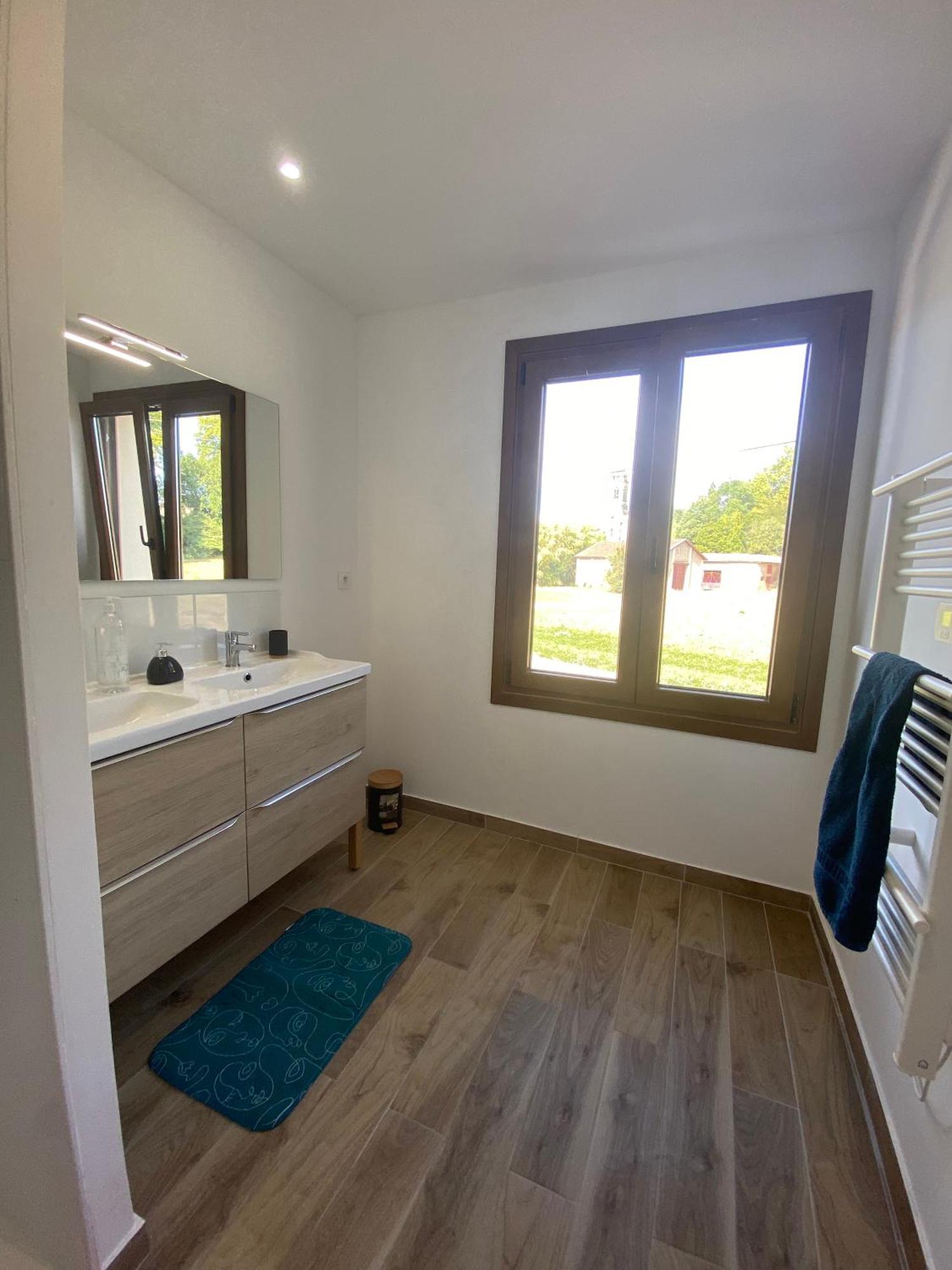 Logement Calme Et Confortable Au Coeur De Loupiac Loupiac  Exterior foto